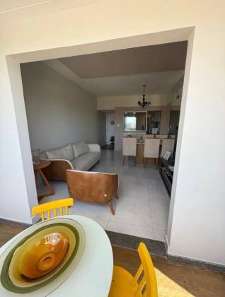 Apartamento à venda -Edifício Chopin I Centro - Espaço e Conforto!