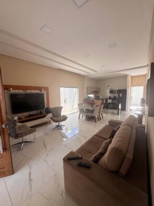 Excelente Casa no Condomínio Quintas da Barra