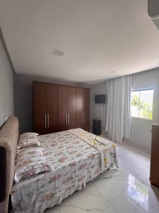 Excelente Casa no Condomínio Quintas da Barra