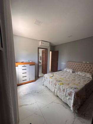 Excelente Casa no Condomínio Quintas da Barra