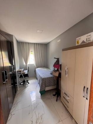 Excelente Casa no Condomínio Quintas da Barra