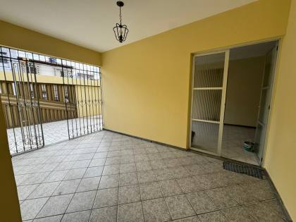 Casa Espaçosa no Conjunto Paulo Barreto – Bairro Pereira Lobo