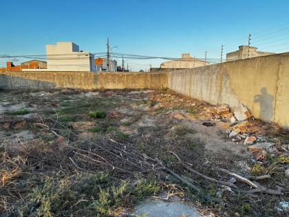 Lote à venda- Condomínio Luar da Aruana