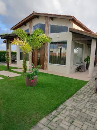 Casa de Luxo no Condomínio Fazenda Real II – Abaís