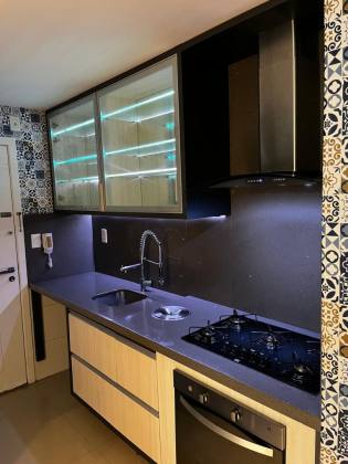 Apartamento a venda no Condomínio Renaissance - Alameda Das Árvores
