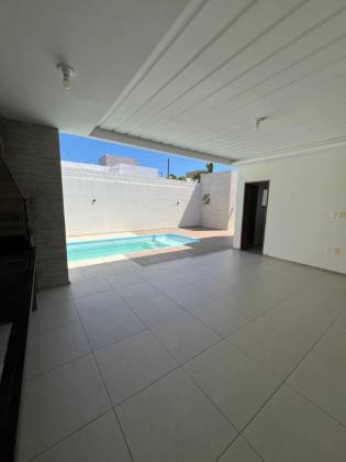 Casa à venda no Condomínio Costa Paradiso Club Residencial