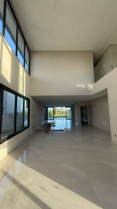 CASA À VENDA NO DAMHA - Barra dos Coqueiros