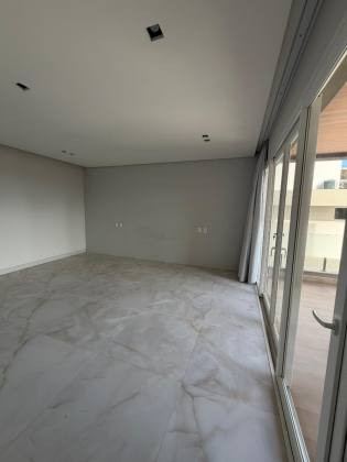 Casa de Alto padrão a venda no Damha com 4/4 Fundo Lago - Barra dos Coqueiros
