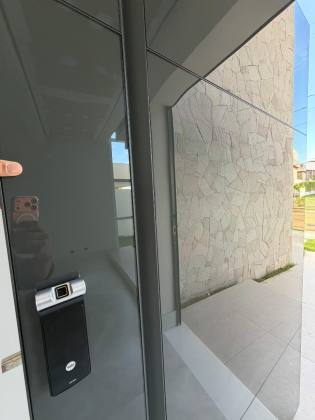 Casa de Alto padrão a venda no Damha com 4/4 Fundo Lago - Barra dos Coqueiros