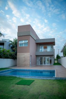 Casa de Alto padrão a venda no Damha com 4/4 Fundo Lago - Barra dos Coqueiros