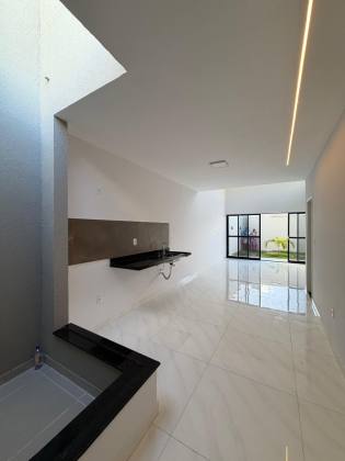 Casa à Venda no Condomínio Luar da Barra - Barra dos Coqueiros