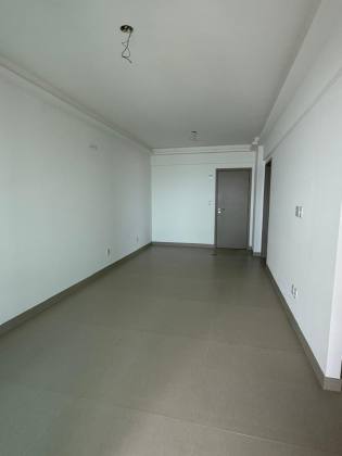 APARTAMENTO À VENDA NO BAYSIDE RESIDENCE - COROA DO MEIO