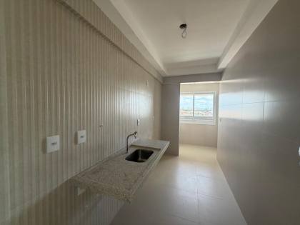 APARTAMENTO À VENDA NO BAYSIDE RESIDENCE - COROA DO MEIO