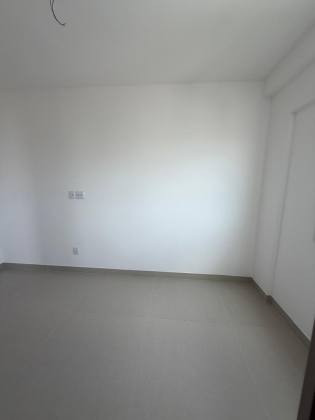 APARTAMENTO À VENDA NO BAYSIDE RESIDENCE - COROA DO MEIO