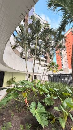 Apartamento com 4/4 a venda em frente ao shopping Jardins