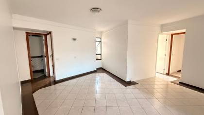 Apartamento com 4/4 a venda em frente ao shopping Jardins