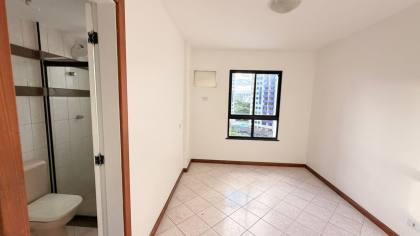 Apartamento com 4/4 a venda em frente ao shopping Jardins