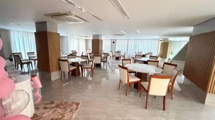 Apartamento com 4/4 a venda em frente ao shopping Jardins