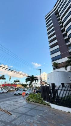 Apartamento com 4/4 a venda em frente ao shopping Jardins
