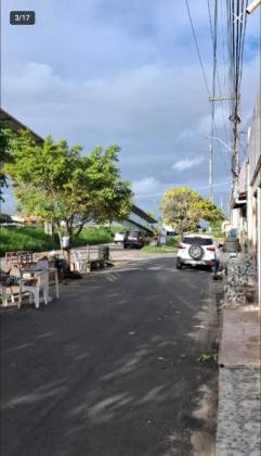 Casa a venda na Avenida Chanceler Osvaldo Aranha