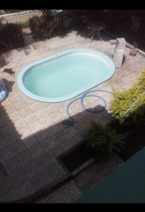Casa em rua pública à Venda na Aruana