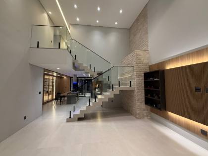 Casa a venda no Alphaville Sergipe - 4/4, piscina, acabamento diferenciado