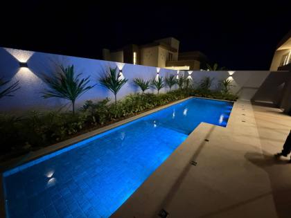 Casa a venda no Alphaville Sergipe - 4/4, piscina, acabamento diferenciado