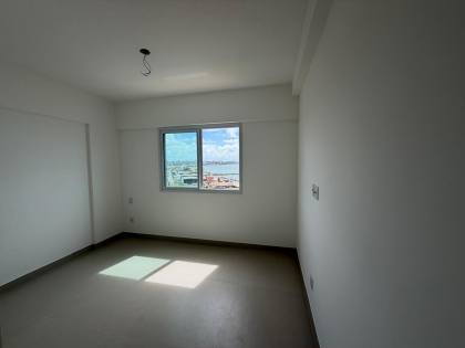 Apartamento de 1/4  frente mar a venda no Bayside Residence - Coroa do Meio