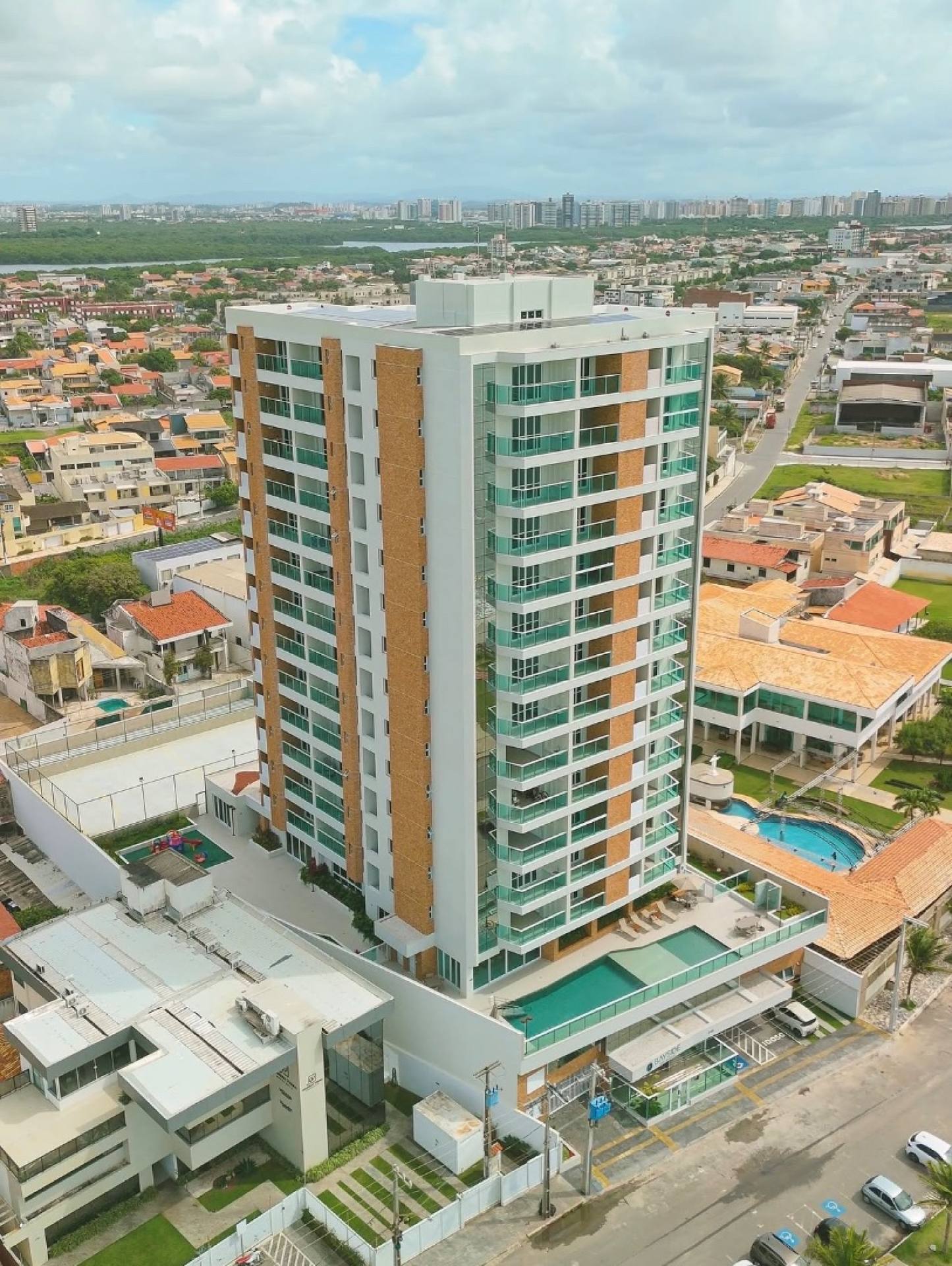 Apartamento de 2/4  frente mar a venda no Bayside Residence - Coroa do Meio