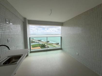 Apartamento de 2/4  frente mar a venda no Bayside Residence - Coroa do Meio