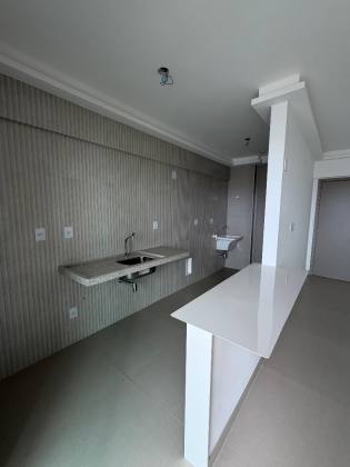 Apartamento de 2/4  frente mar a venda no Bayside Residence - Coroa do Meio