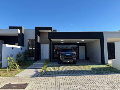 CASA TÉRREA A VENDA NO MARAVISTA HOME BEACH - FRENTE MAR