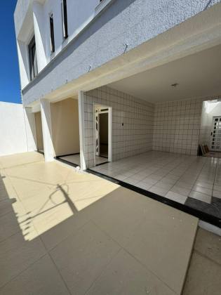 Casa à Venda no Orlando Dantas