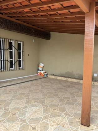 Casa ampla 5/4 - Próximo à Praia