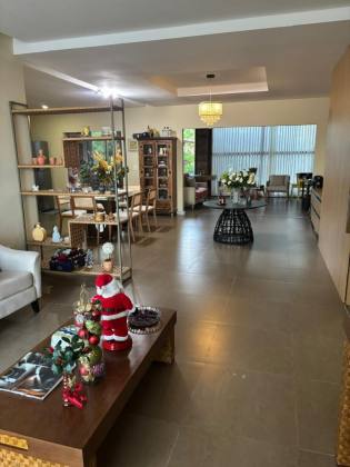 Casa Alto Padrão no Condomínio Morada do Rio