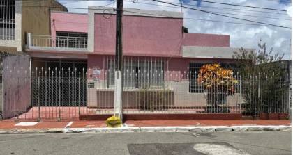 Casa Ampla à venda no Getúlio Vargas