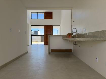 Casa Moderna à Venda no Condomínio Padang | Pé na areia!