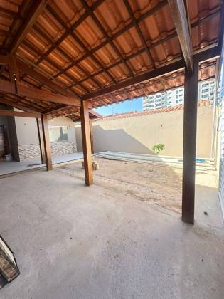 Casa à Venda na Aruana – Conforto, Espaço e Área Gourmet