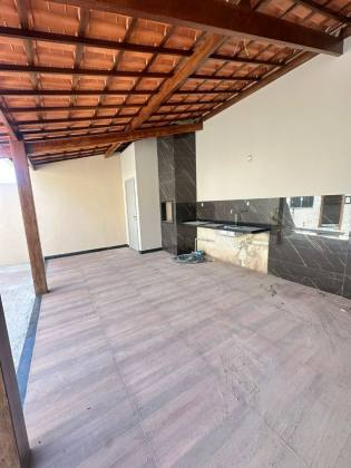Casa à Venda na Aruana – Conforto, Espaço e Área Gourmet