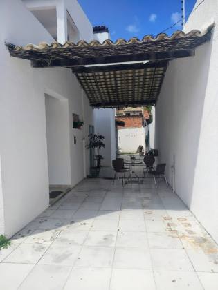 Casa Ampla á Venda no Luzia