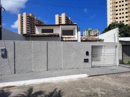 Casa Ampla á Venda no Luzia