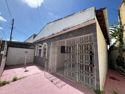 Casa Ampla á Venda – Excelente Oportunidade!