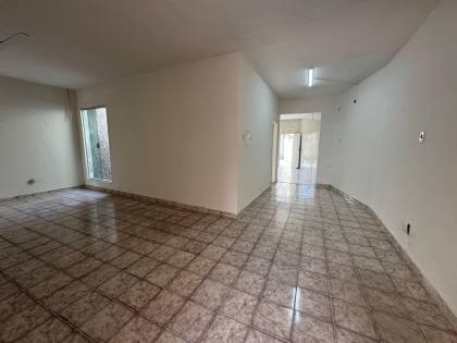 Casa Ampla á Venda – Excelente Oportunidade!