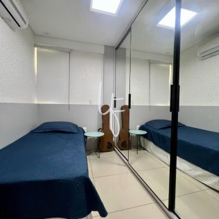 Apartamento à venda no condomínio La Madeleine