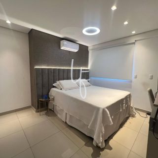 Apartamento à venda no condomínio La Madeleine