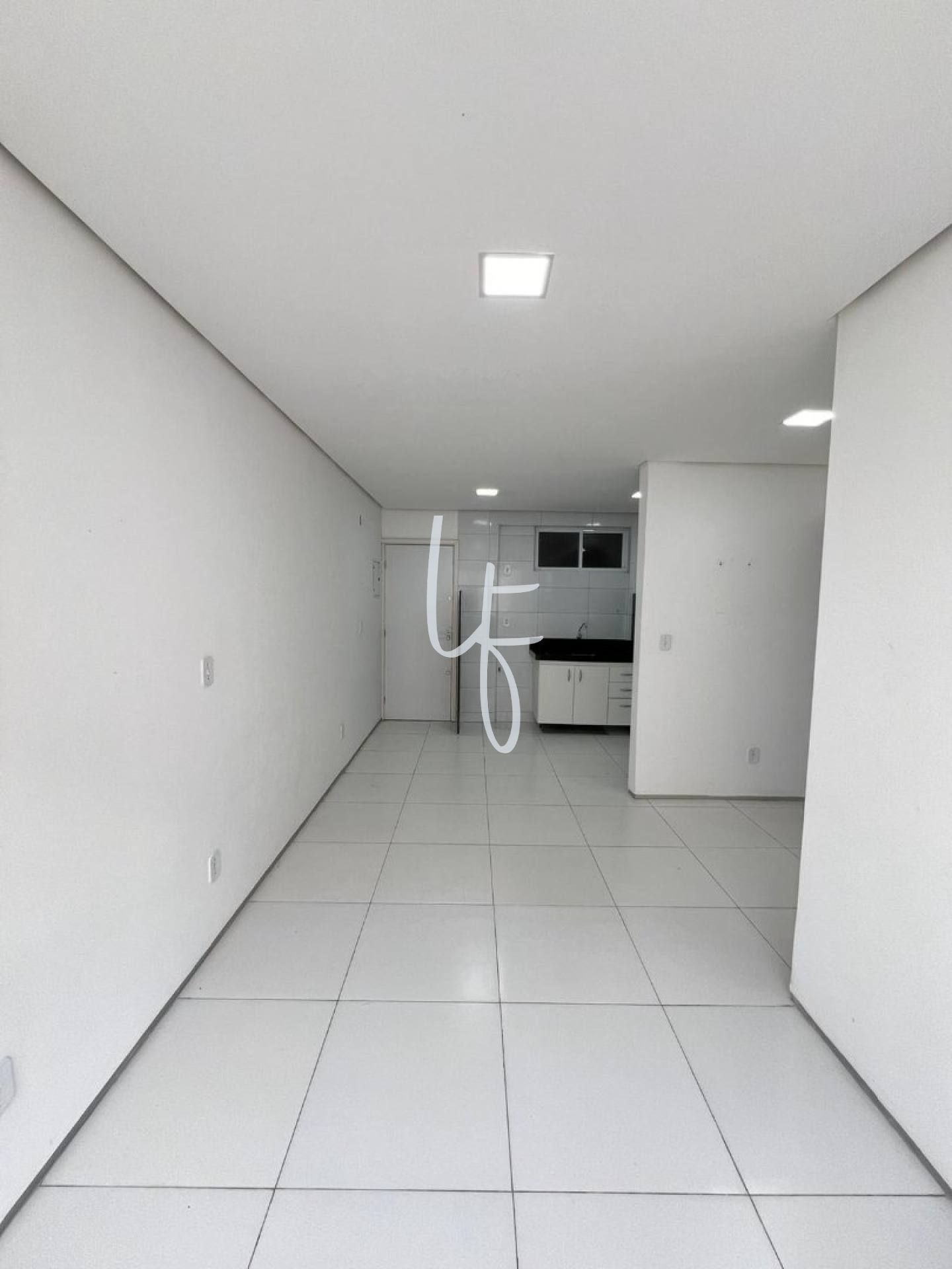 Apartamento - Condomínio Parque das Flores