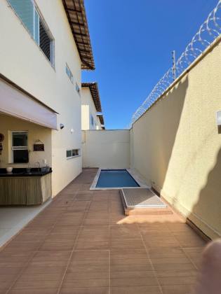 Casa Duplex - Condomínio Montana Première
