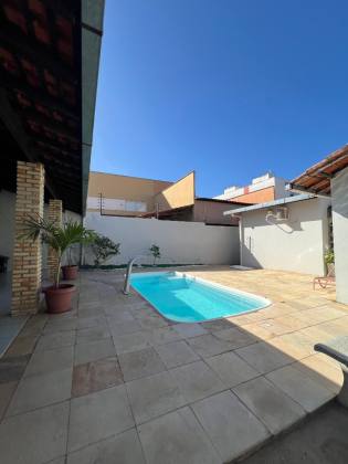 Casa de Rua - Av. Zequinha Freire