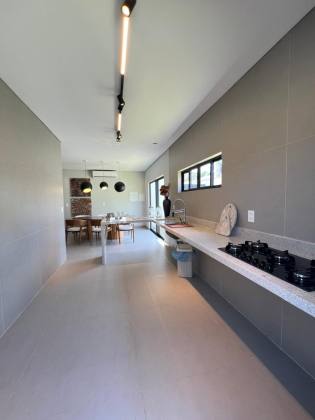 CASA DE CONDOMÍNIO FERNANDO PESSOA - MORROS