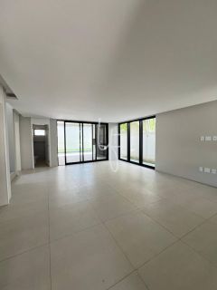 Casa 3 Suítes no Terras Alphaville 1